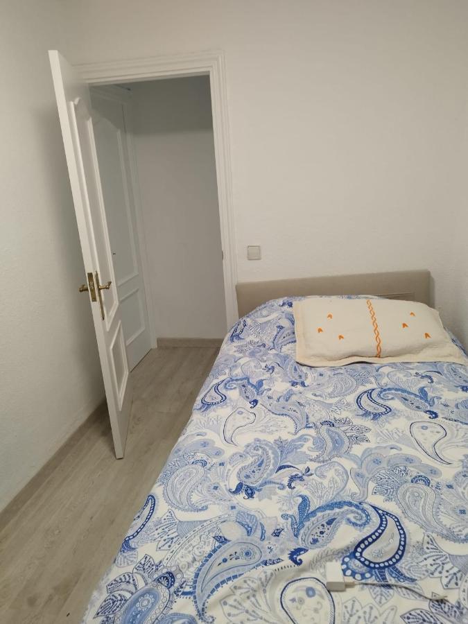 Habitaciones En Apartamento Compartido De Pozuelo de Alarcón Esterno foto