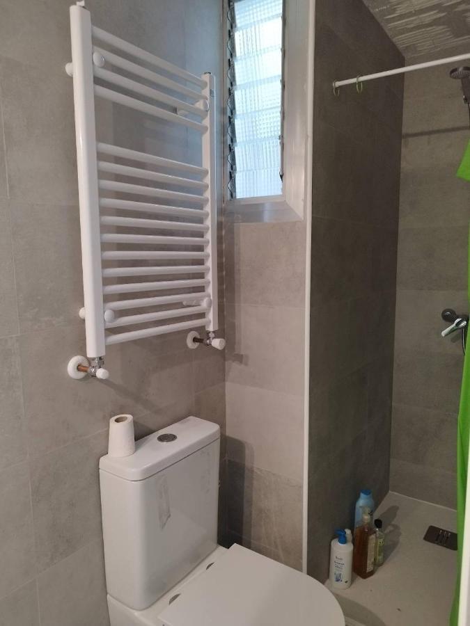 Habitaciones En Apartamento Compartido De Pozuelo de Alarcón Esterno foto